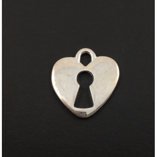 Metal silver lock heart pendant*